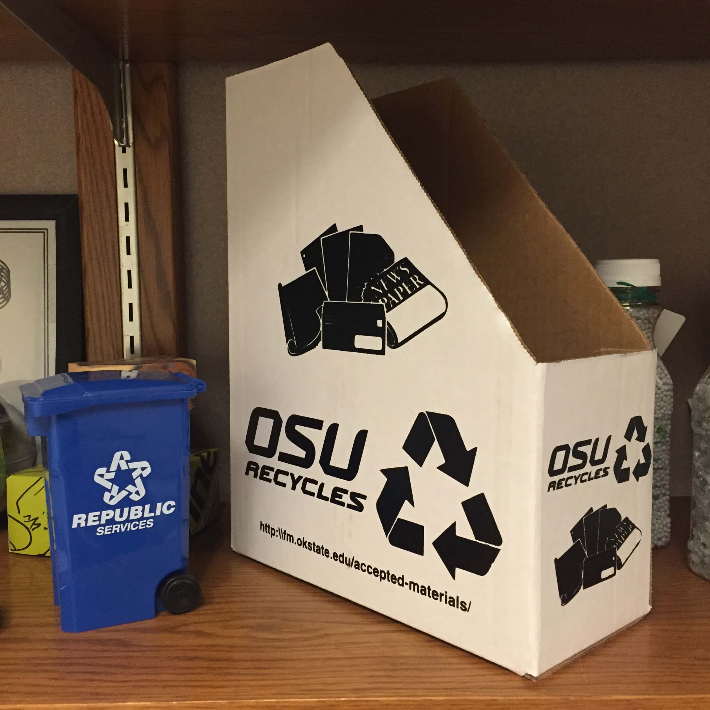 OSU Recycles deskside bins